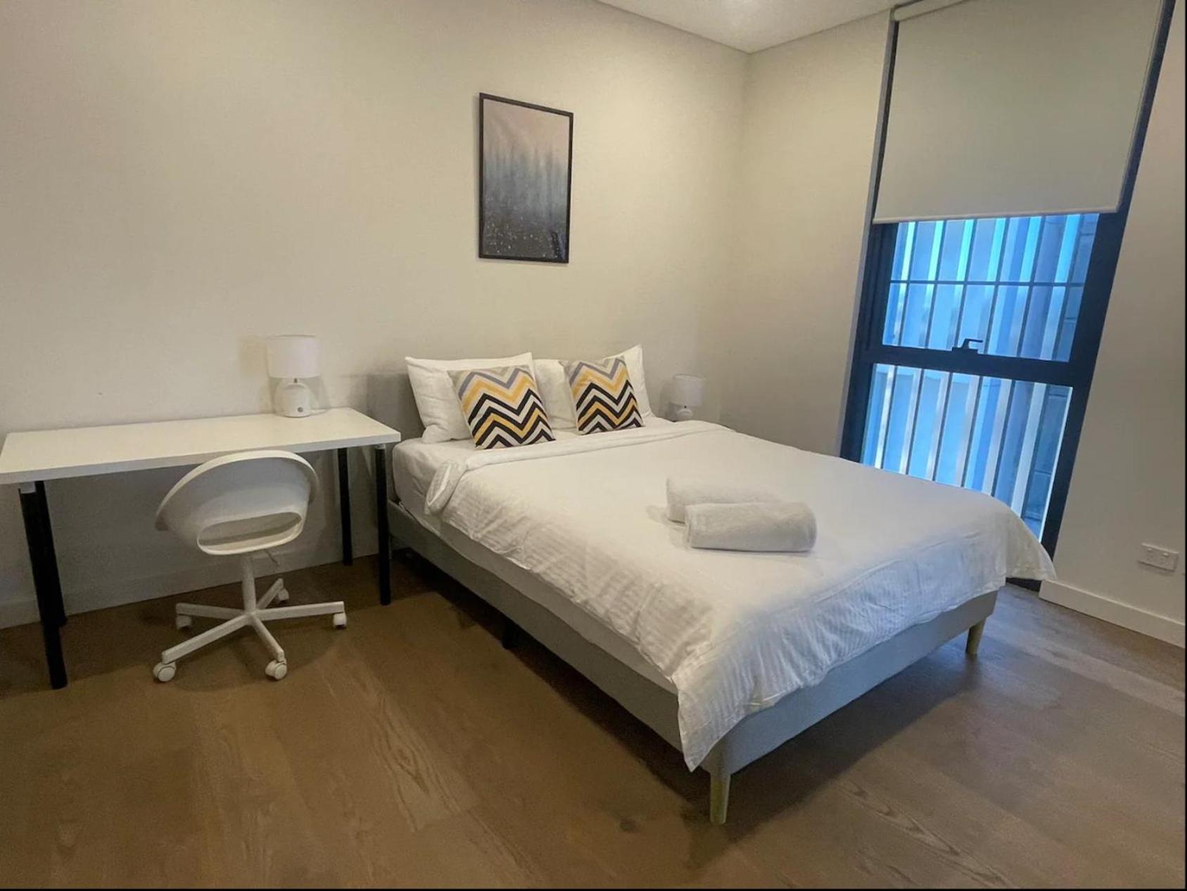 Olympic Park Swimming Pool, Parking Apartment *