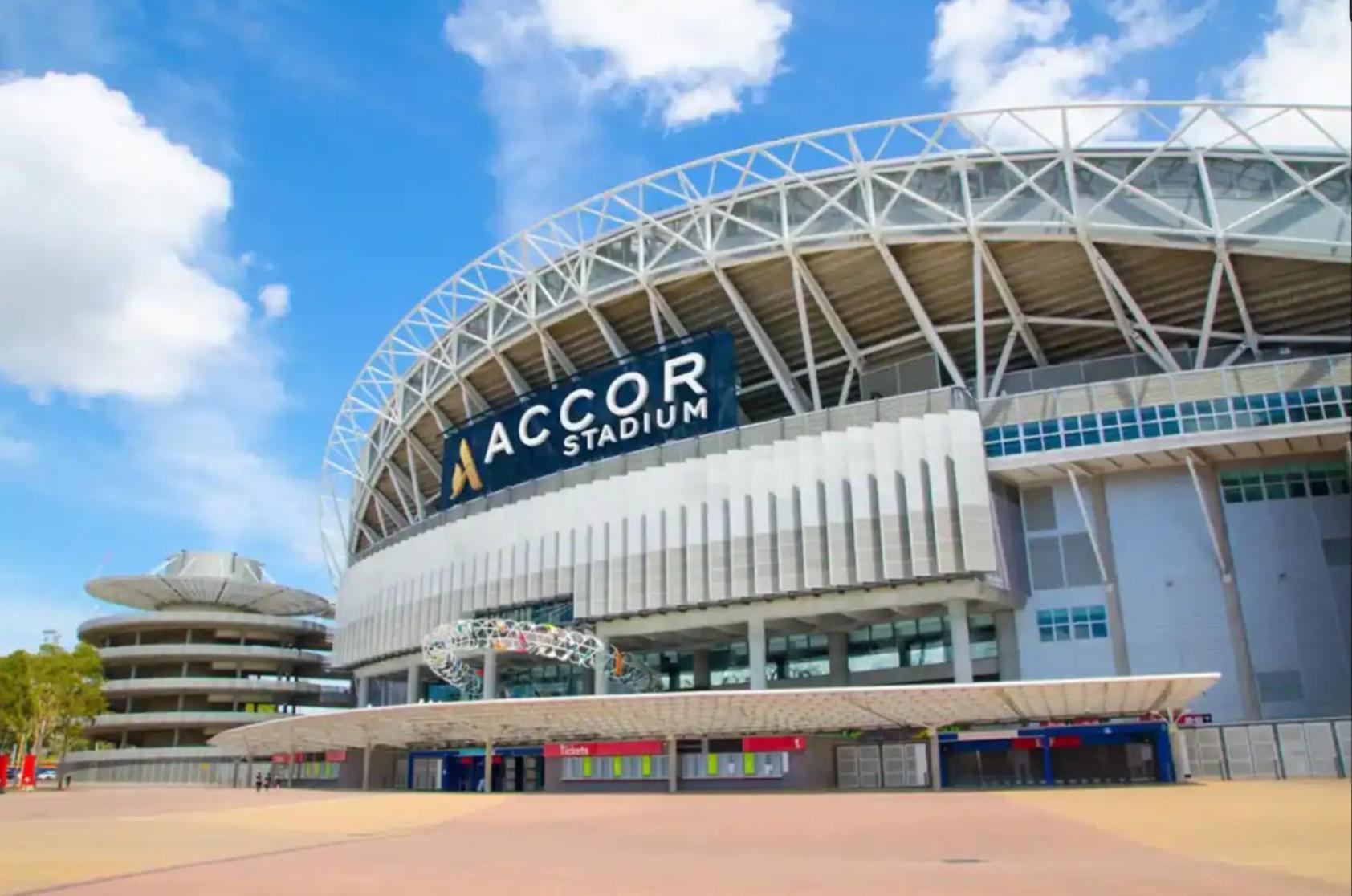 Olympic Park Swimming Pool, Parking Apartment Sydney